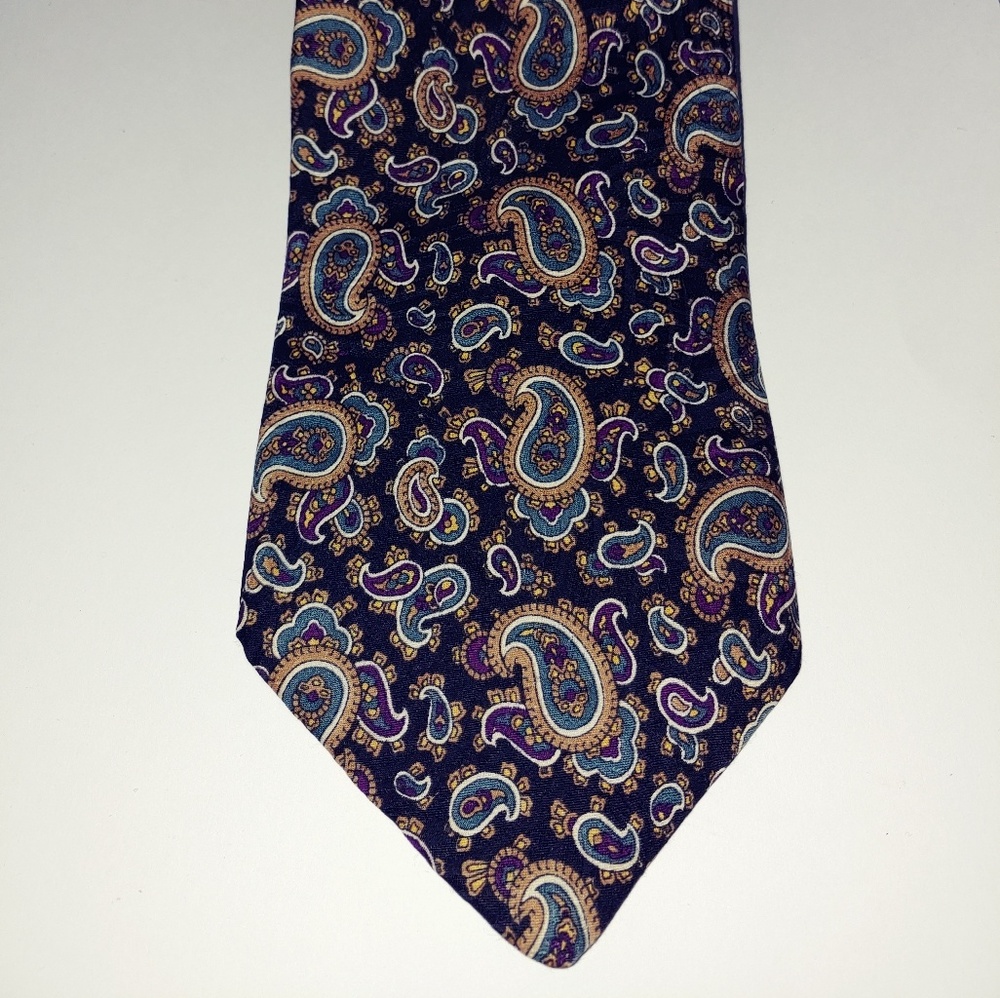 Chelsea Row Paisley Print Neck Tie Silk